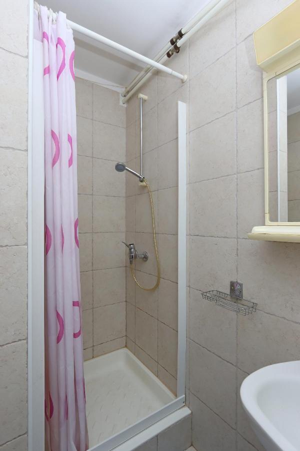 Apartments With A Parking Space Crikvenica - 12592 Exterior foto